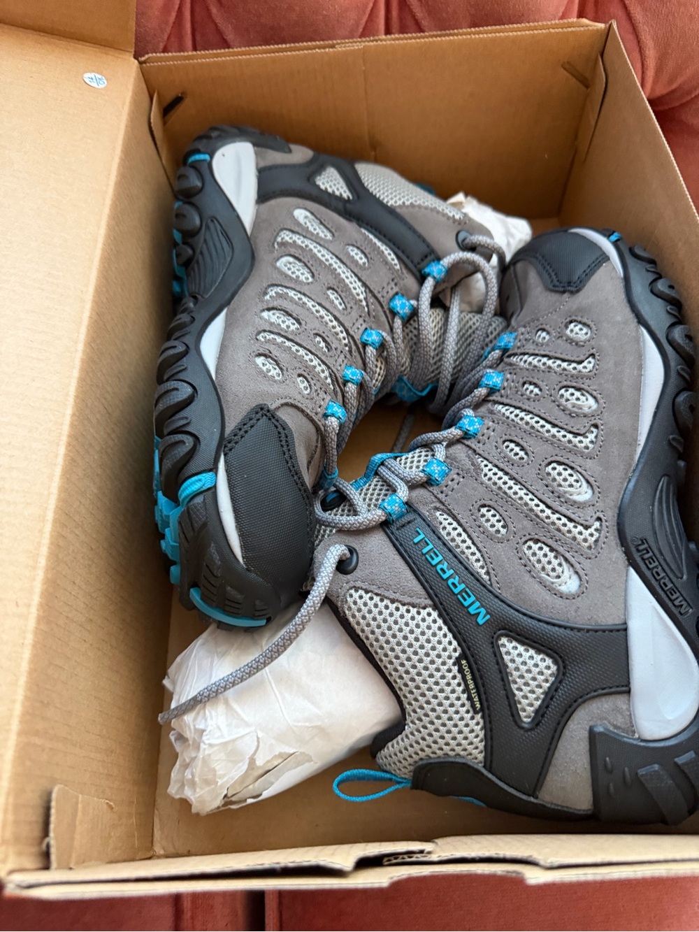 Merrell Kids Gray and Blue Trail Sneakers sz7